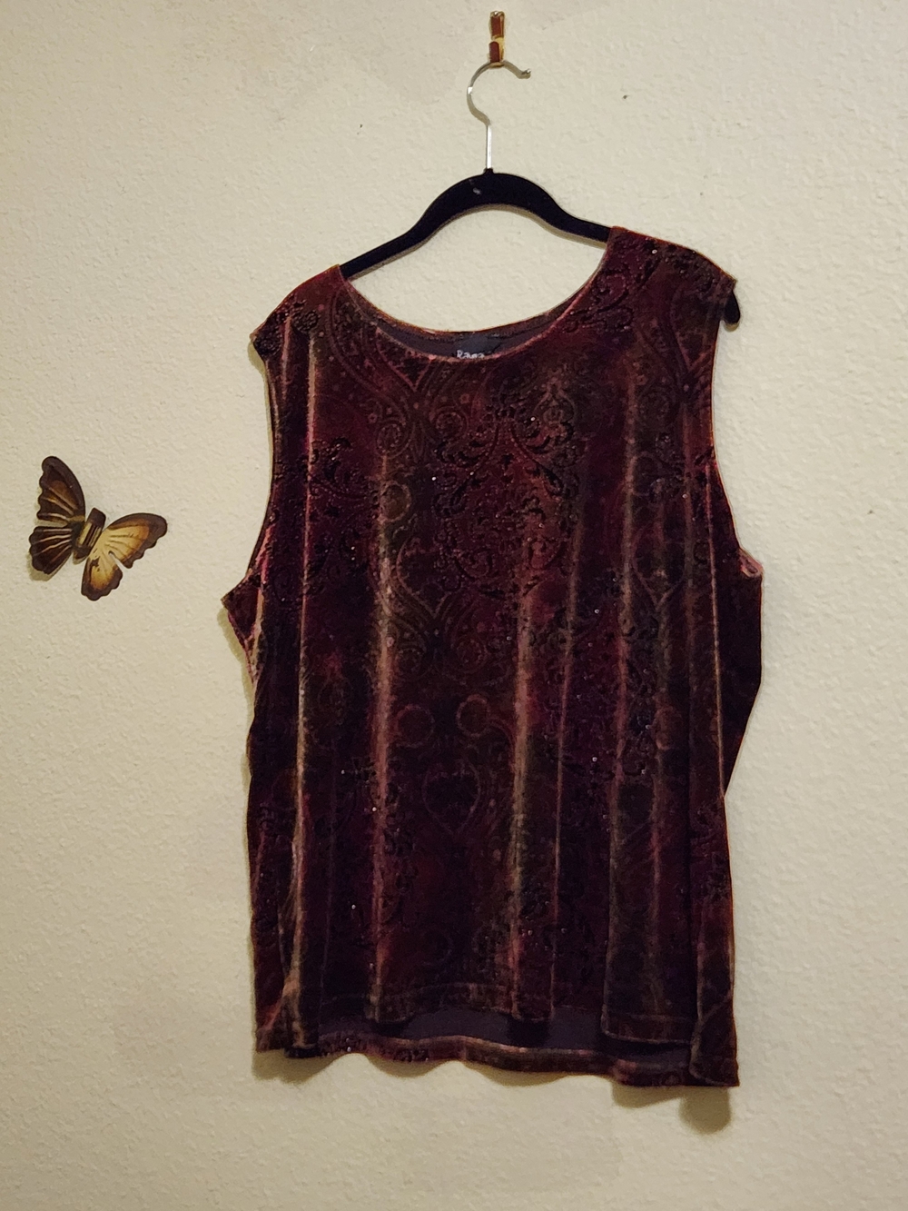 Rayna Z Vintage Sleeveless Velvet Paisley Tank | Burgundy Pink Green